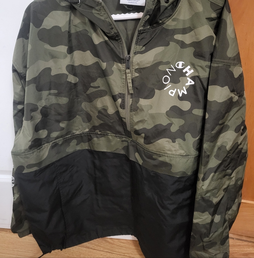 Champion Mens Camouflage Raincoat - Green and Black